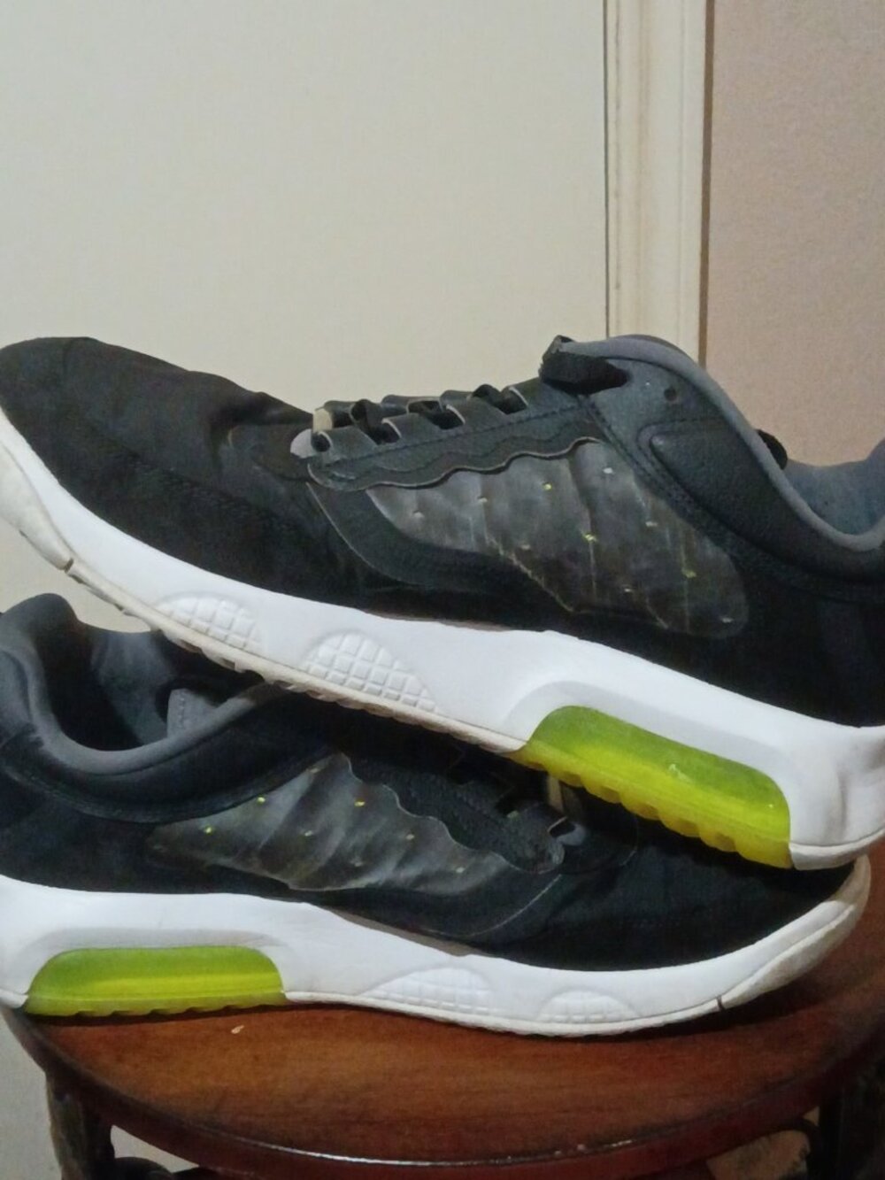 Nike Air Jordan Max 200 Mens Black Volt White Shoes Sneakers CD6105-007  Sz 11.5 - Picture 11 of 14